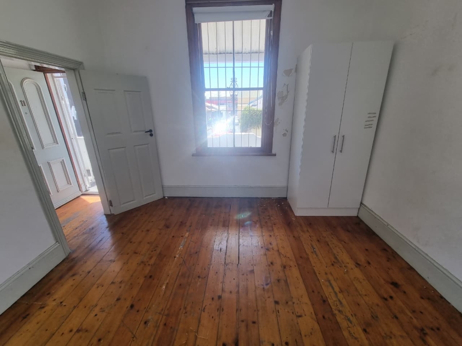 To Let 3 Bedroom Property for Rent in Woodstock Western Cape